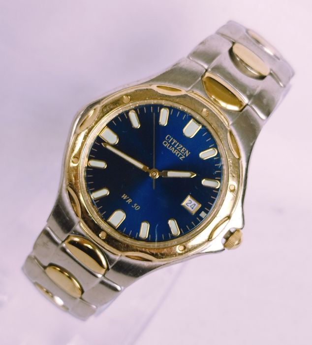 Ceas unisex Citizen WR50, cu Quartz, din oțel inoxidabil.
