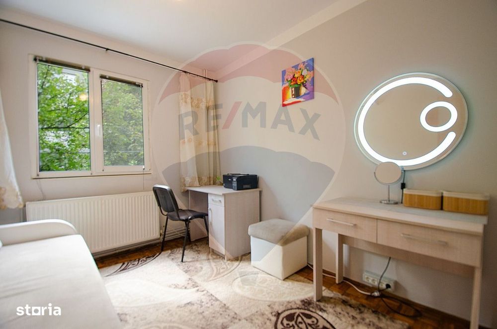 Apartament cu 3 camere de închiriat în zona Gheorghe Lazar