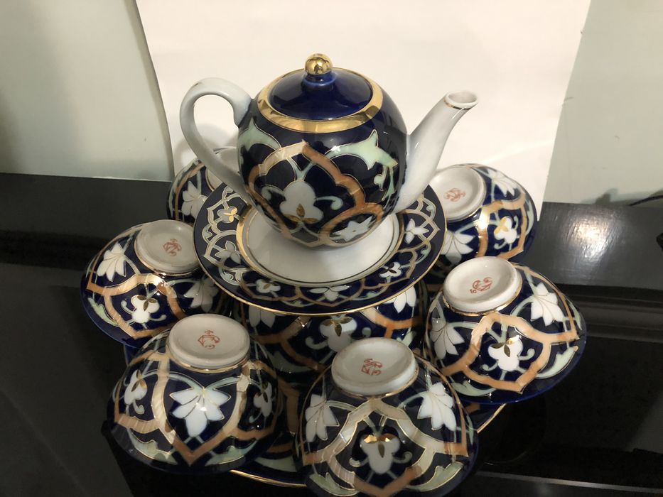 Антикварный сервиз «Фарфор Ташкента»