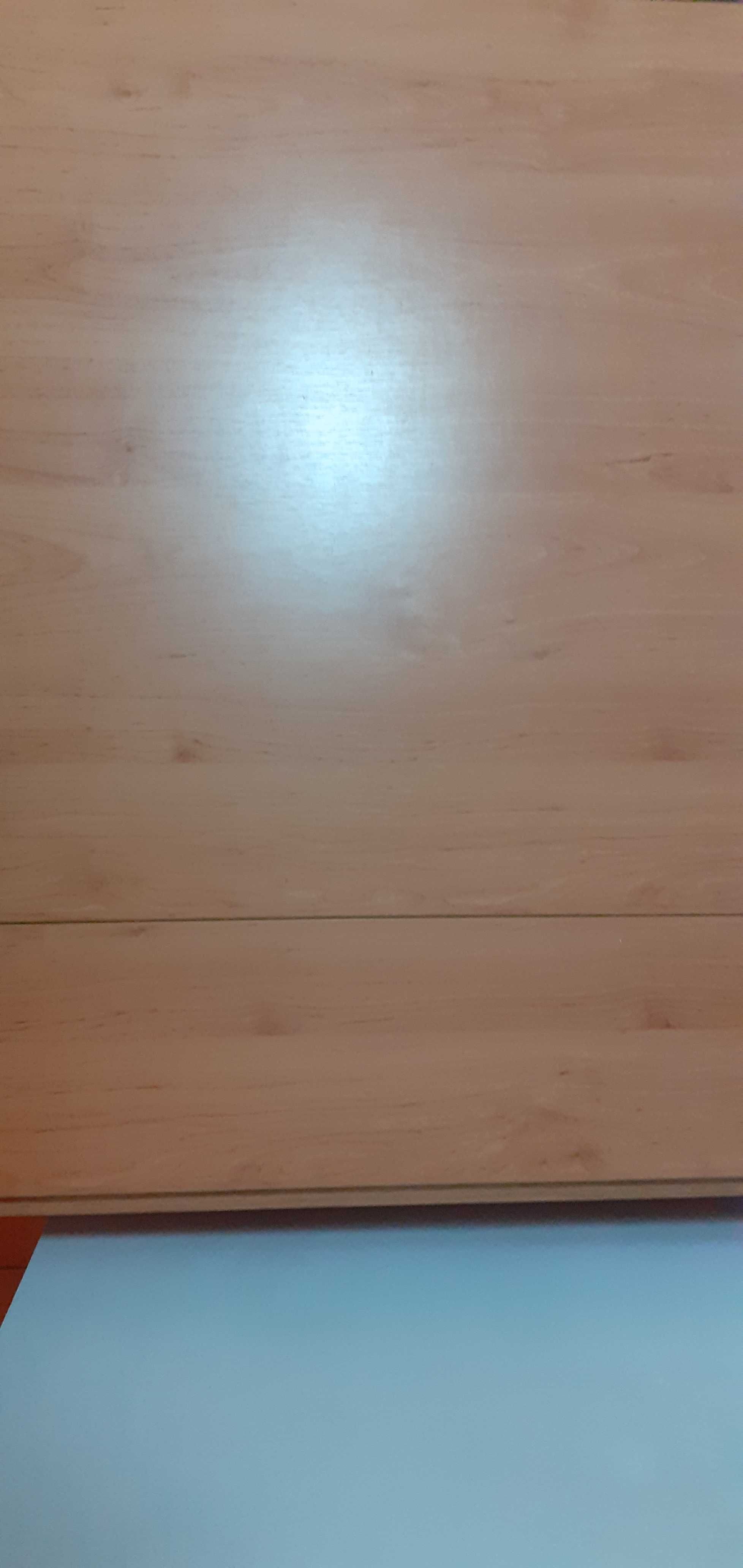 Vand masa plianta 6 pers din PAL bej stare impecabila 170 lei