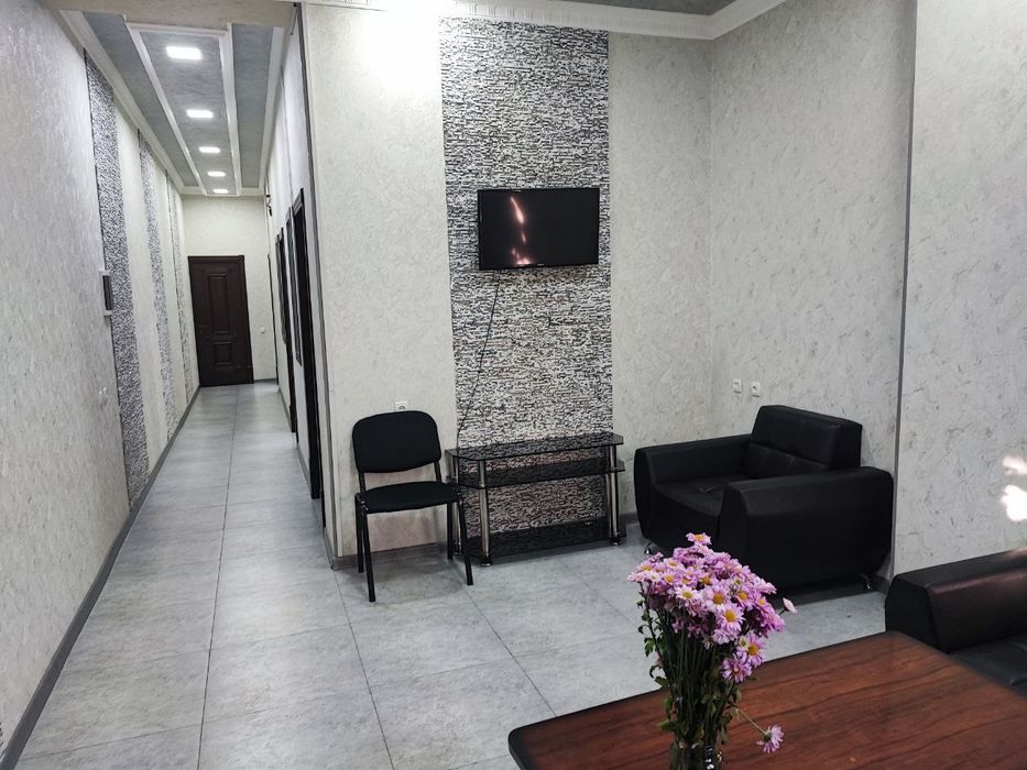 Уютный комфортный офис с мебелью. Заходи и работай! Метро Новза!