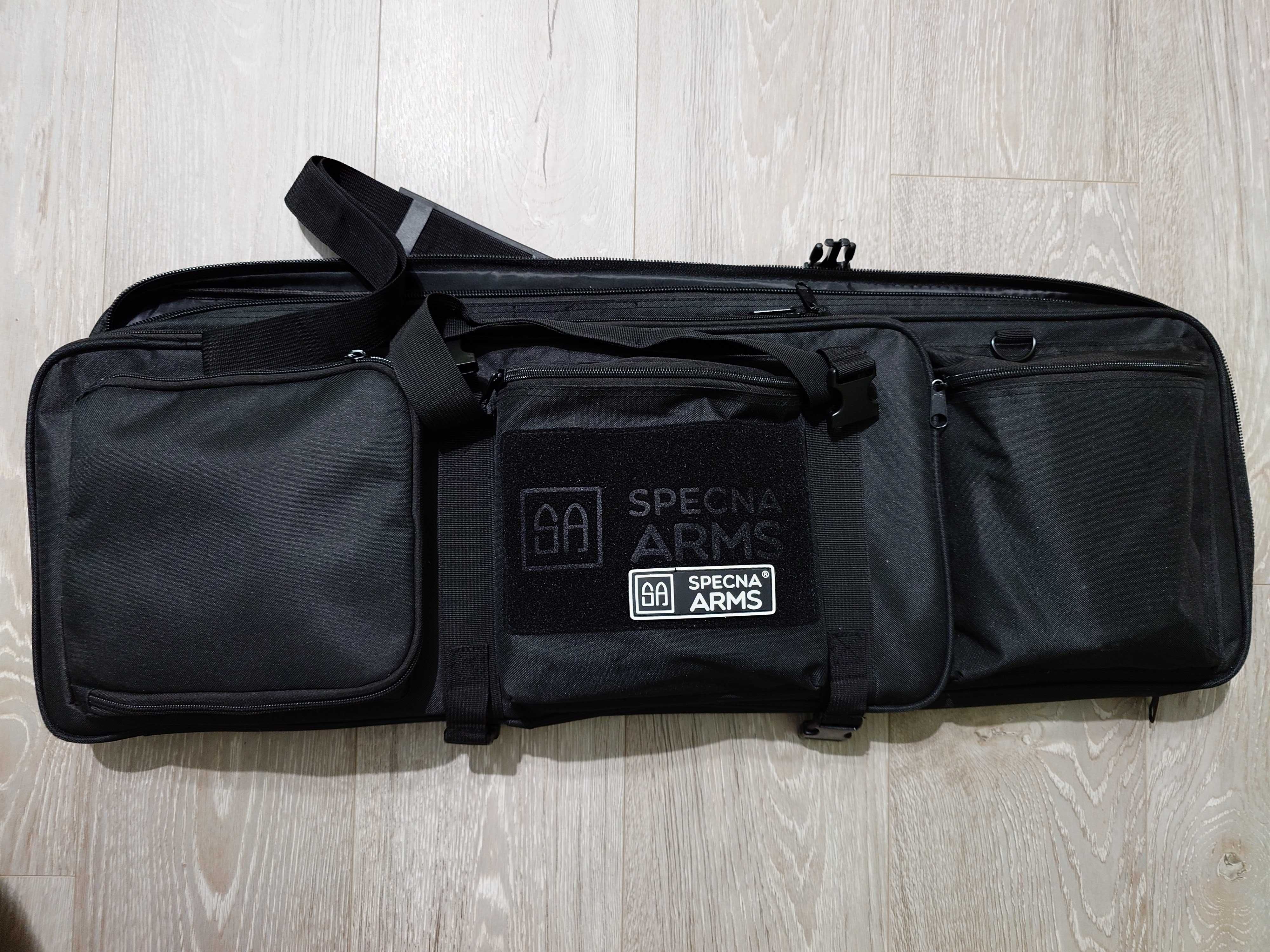 Echipament airsoft (arma, accesorii, vesta, casca)
