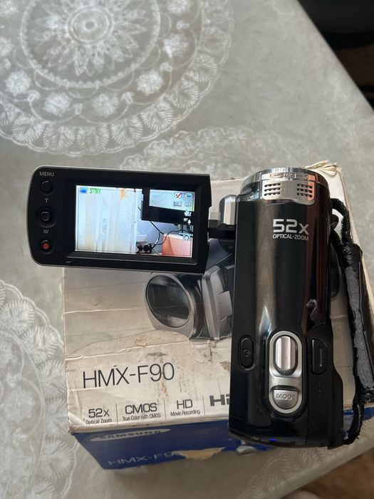 Продам камера самсунг в хорошем состояние