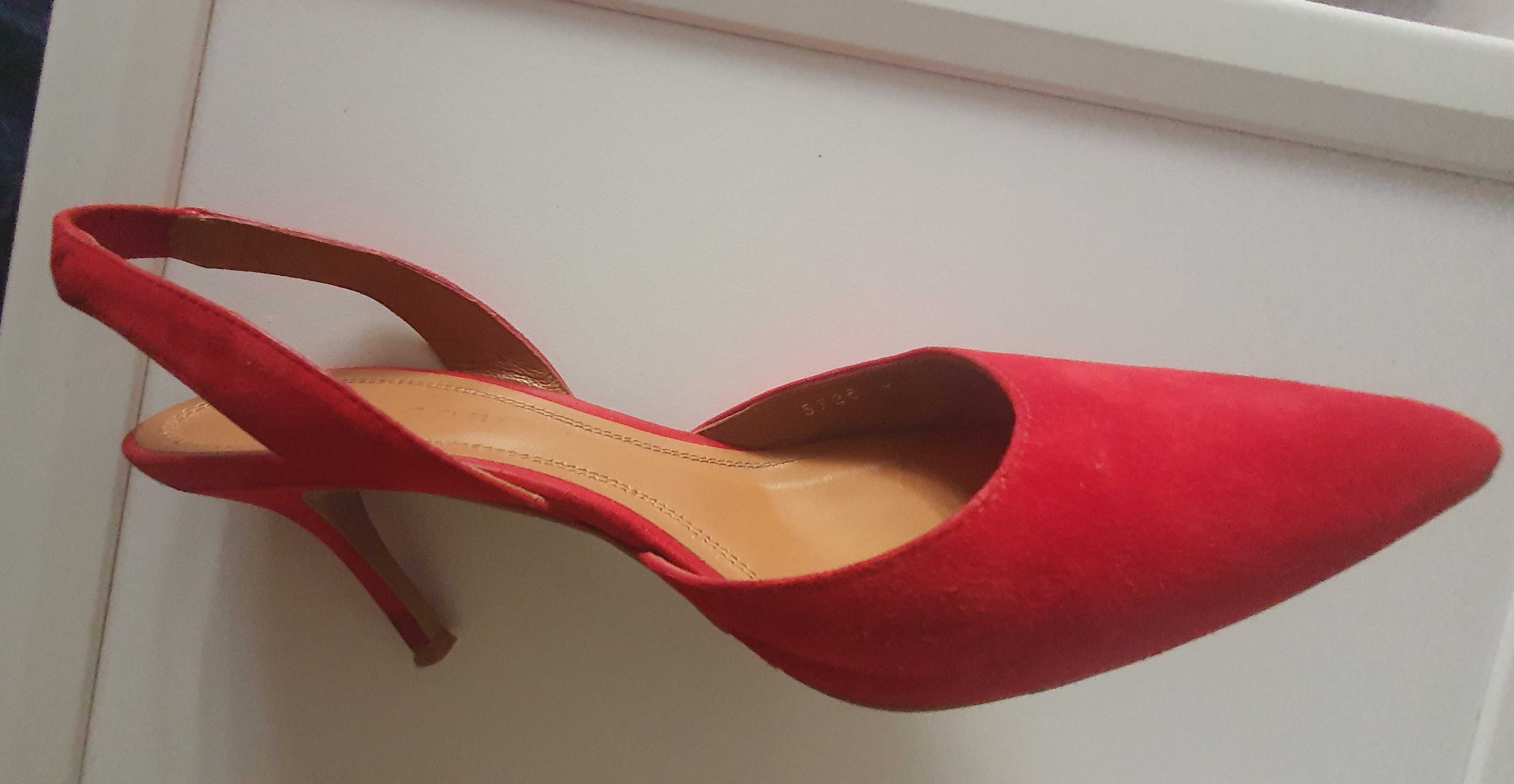 Pantofi stiletto roșii din piele întoarsă Ana Cori mărimea 37
