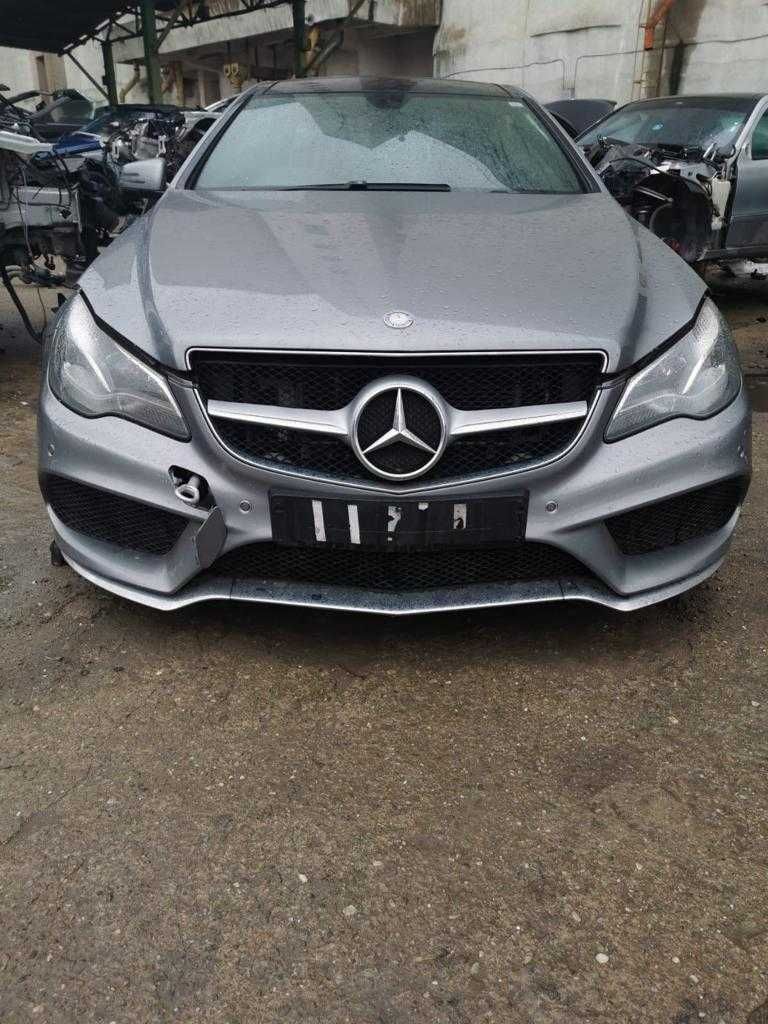 Dezmembrez Mercedes E W207 Coupe/Bara/Usi/Aripi/Far/Stop/Oglinzi