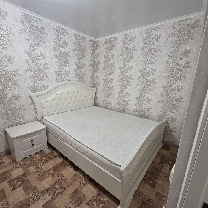 Кровать в хорошем состоянии