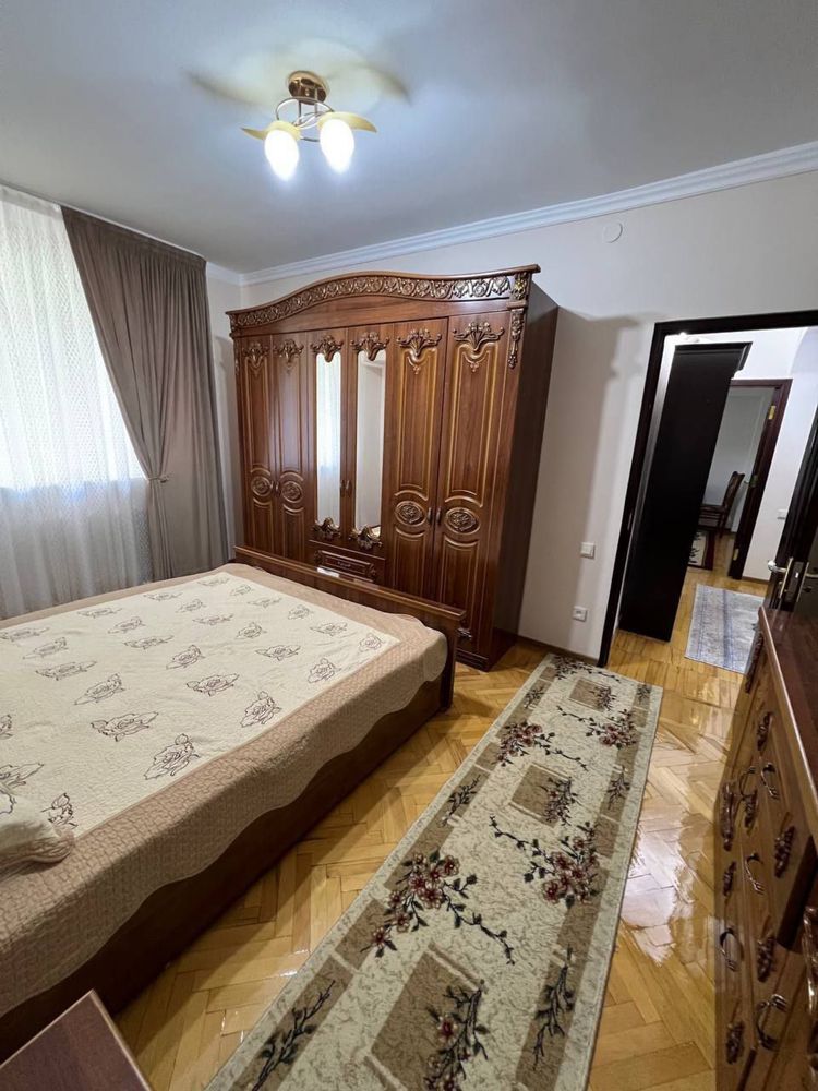 Yunusobod rayon markaz 6 da 4 xonali kvartiraga ijaraga quyamiz