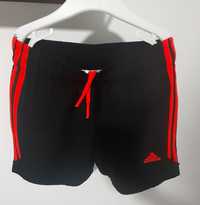 Short Pantaloni scurti Adidas 9_10 ani  140cm .