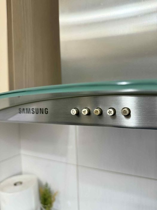 Аспиратор  SAMSUNG Като Нов!!!