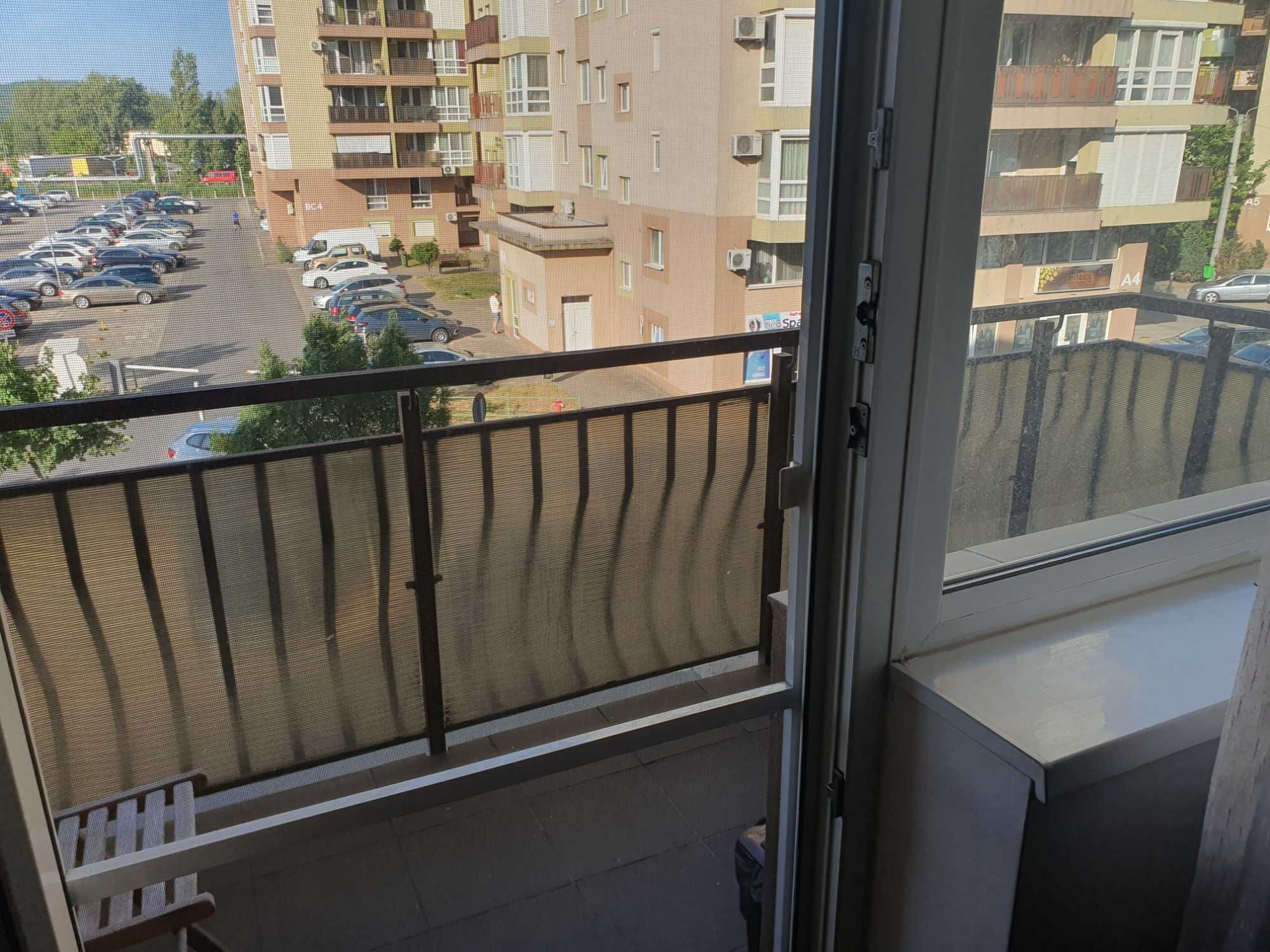 Vand apartament in Oradea,Prima Nufarul