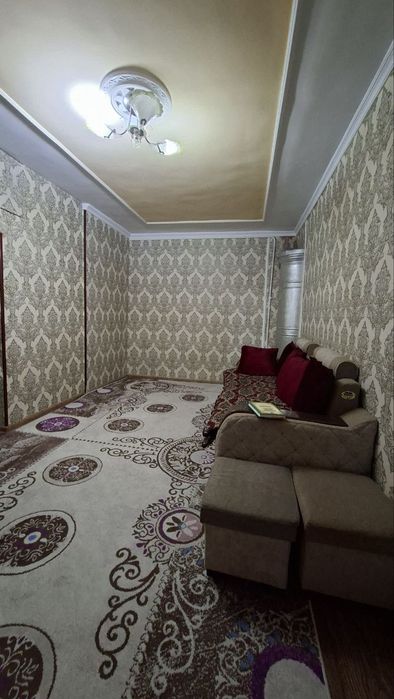 ПАРКЕНТСКИЙ м-в(Бехруз ресторан)! Дешёвая цена! Срочная продажа!!!