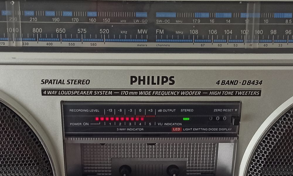 PHILIPS Radio Spatial Stereo Bluetooth MP3 USB Memory Card Telecomanda