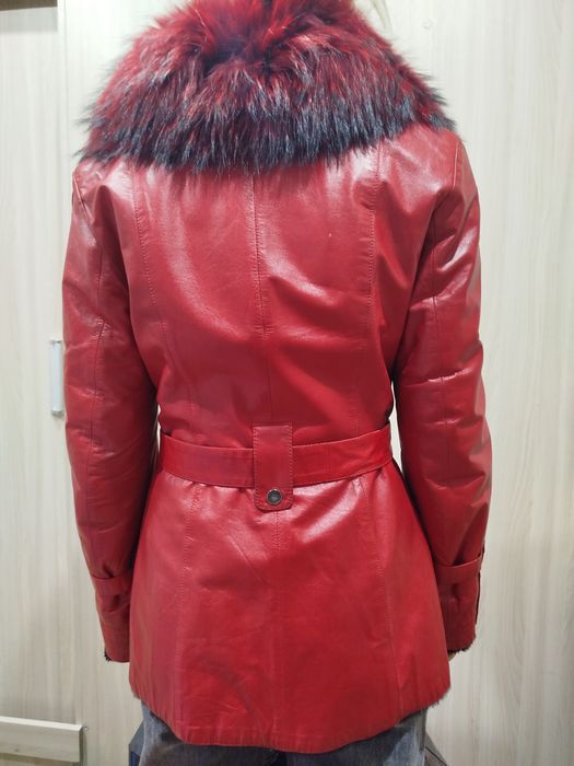 Продам зимнюю куртку