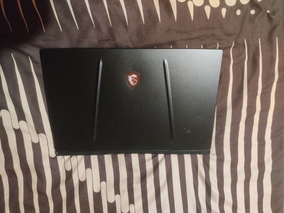 Vand laptop gaming Msi, i7 gen 10, rtx 2070 8gb