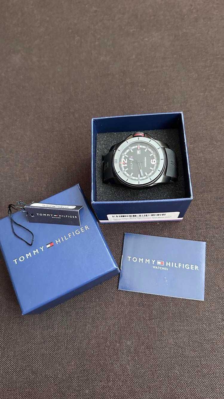 Красив спортно елегантен часовник Tommy Hilfiger