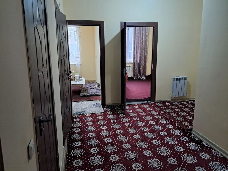 Samarqand charxin 3 xonali uy sotiladi