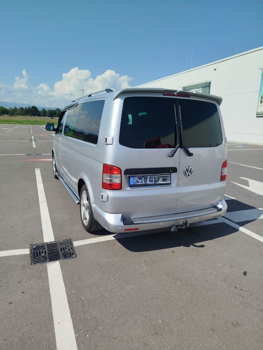 Volkswagen T5 - 5 locuri 2.0 TDI 2011