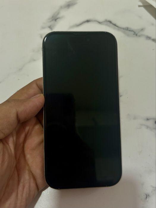 iPhone 15 black 128gb