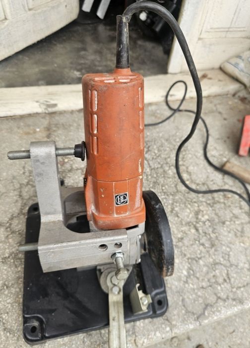 fein cu stativ debavurat