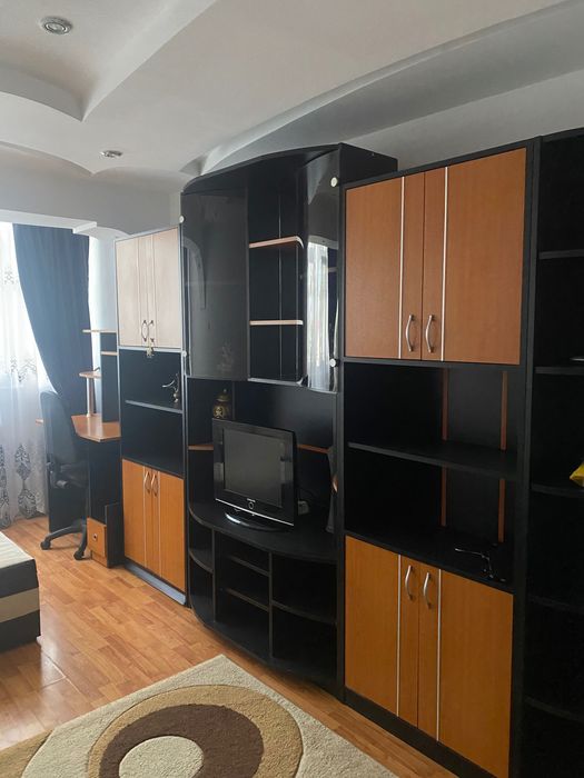 Vând apartament în Slobozia, zona Careffour Market