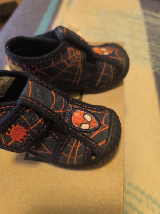 Пролетно летни бебешки обувкиMarvel 19;номер