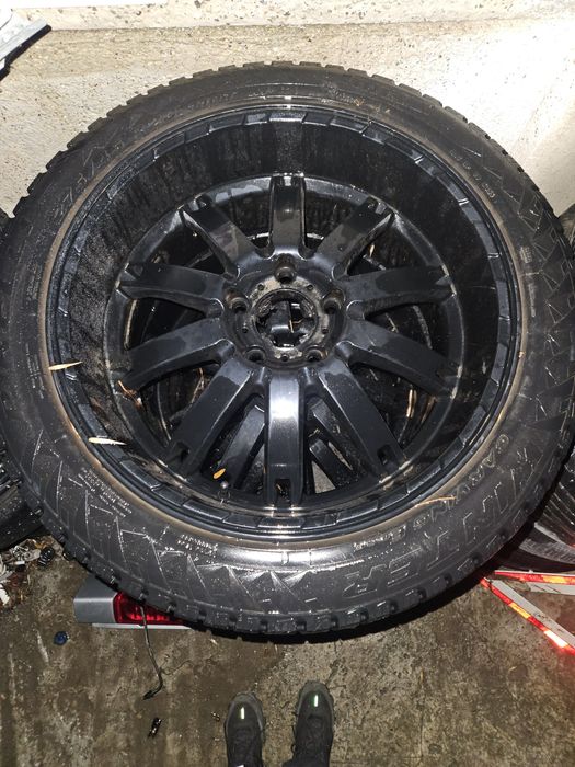 Jante cu cauciucuri 20" 5x130