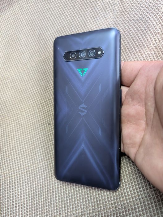 Black Shark 4Pro 256/12 игровой