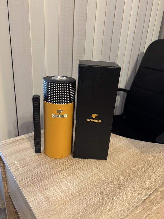 Преносим хумидор за пури Cohiba