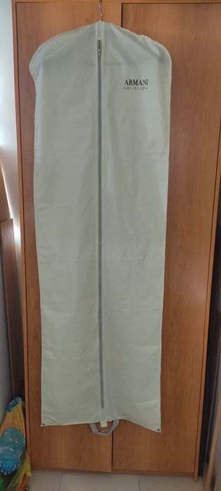 Продам чехол для длинного платья фирменный