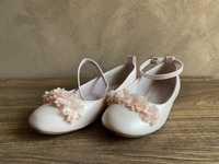 Обувки балеринки
