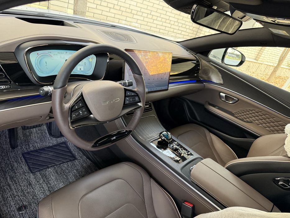 Byd han dual motor 3.9s Ofitsalni dilelrdqn olingan