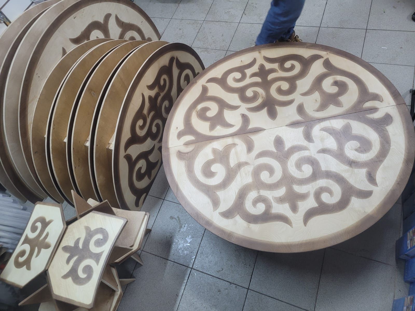 Жер стол круглый стол Казахский национальный обеденный доставка по гор