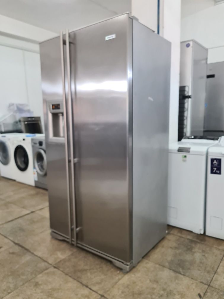Frigider Beko Side by Side