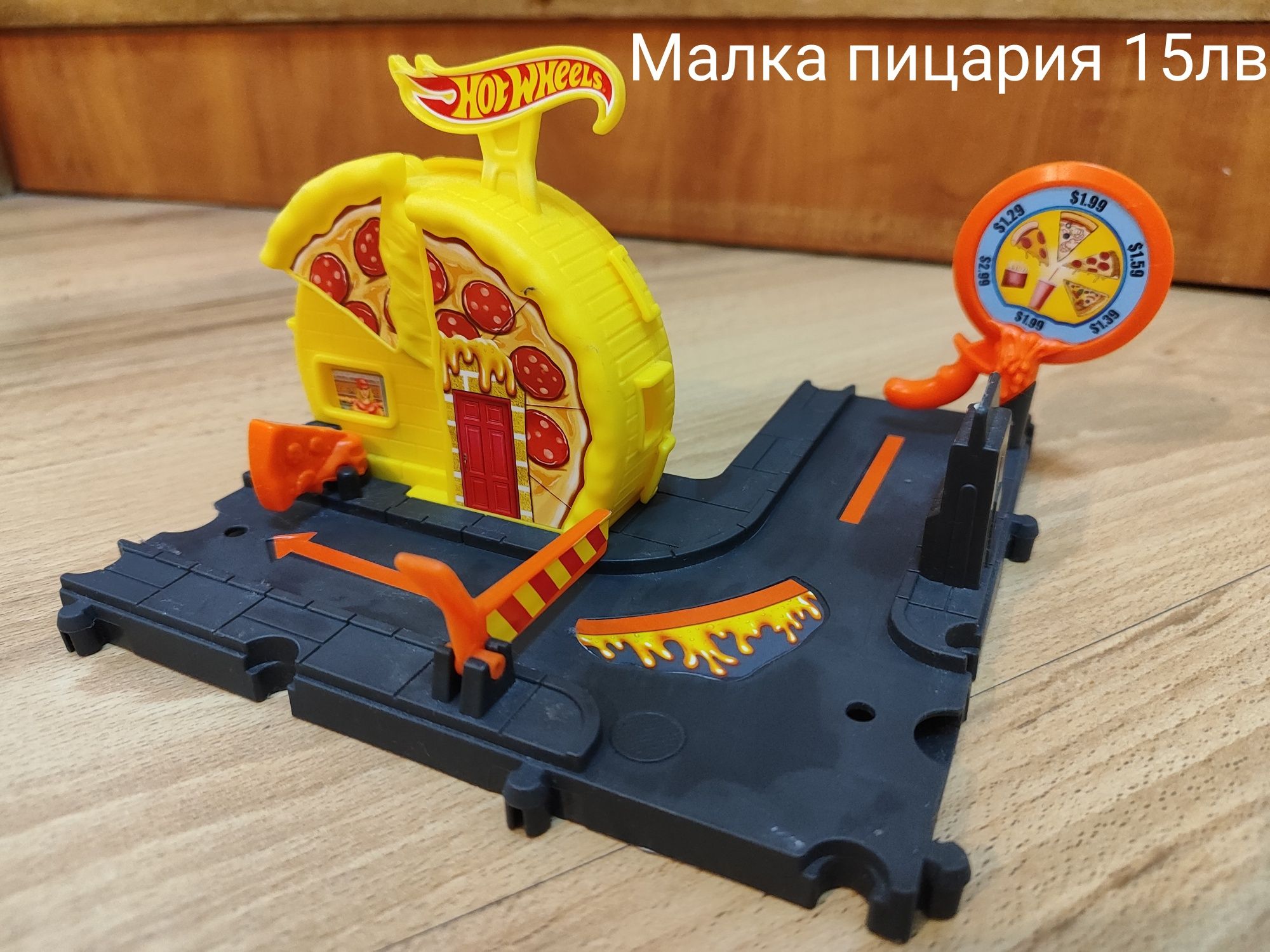 Hot Wheels писта