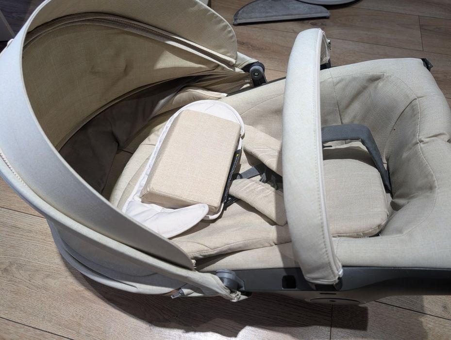 Чести от детска количка Stokke