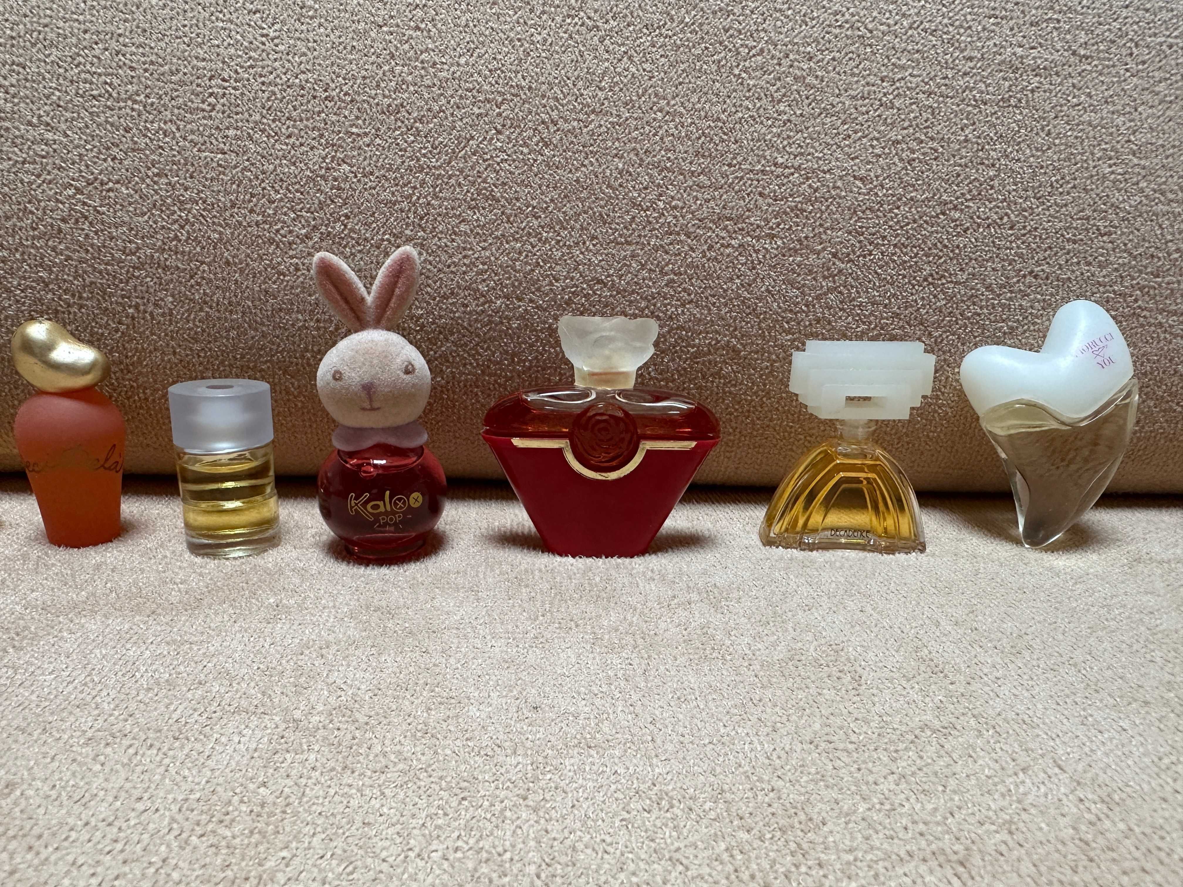 SET 7 de 10 mini parfumuri originale pentru femei si barbati , NOI !