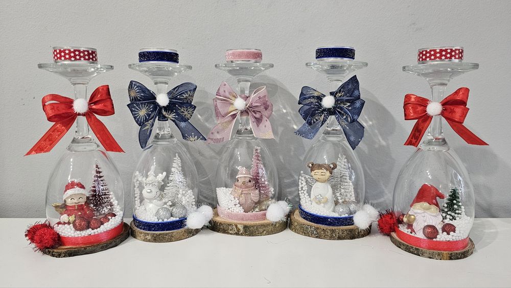 Коледни свещници