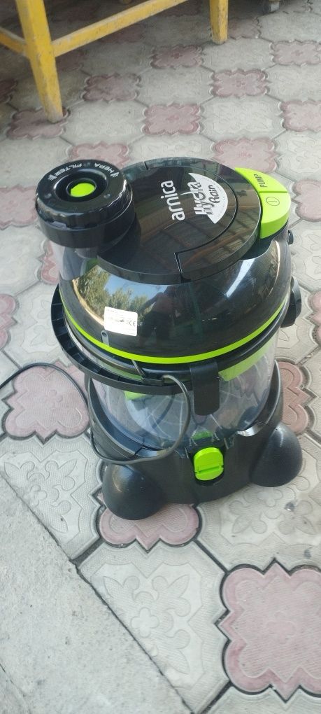 Продам моющий пылесос