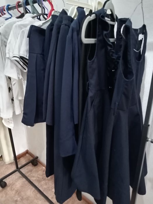 Продам школьные вещи