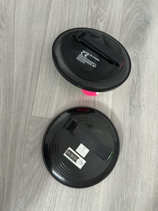 2 Seturi cu 2 palete velcro si minge, noi