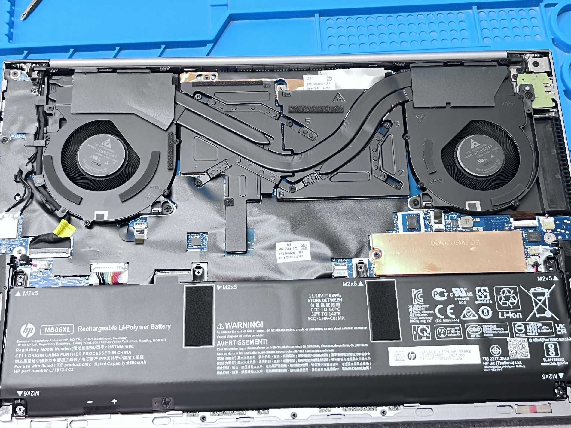 HP ZBook Studio G8 15.6" i7-11850H 32GB 1020GB/->Отлично състояние