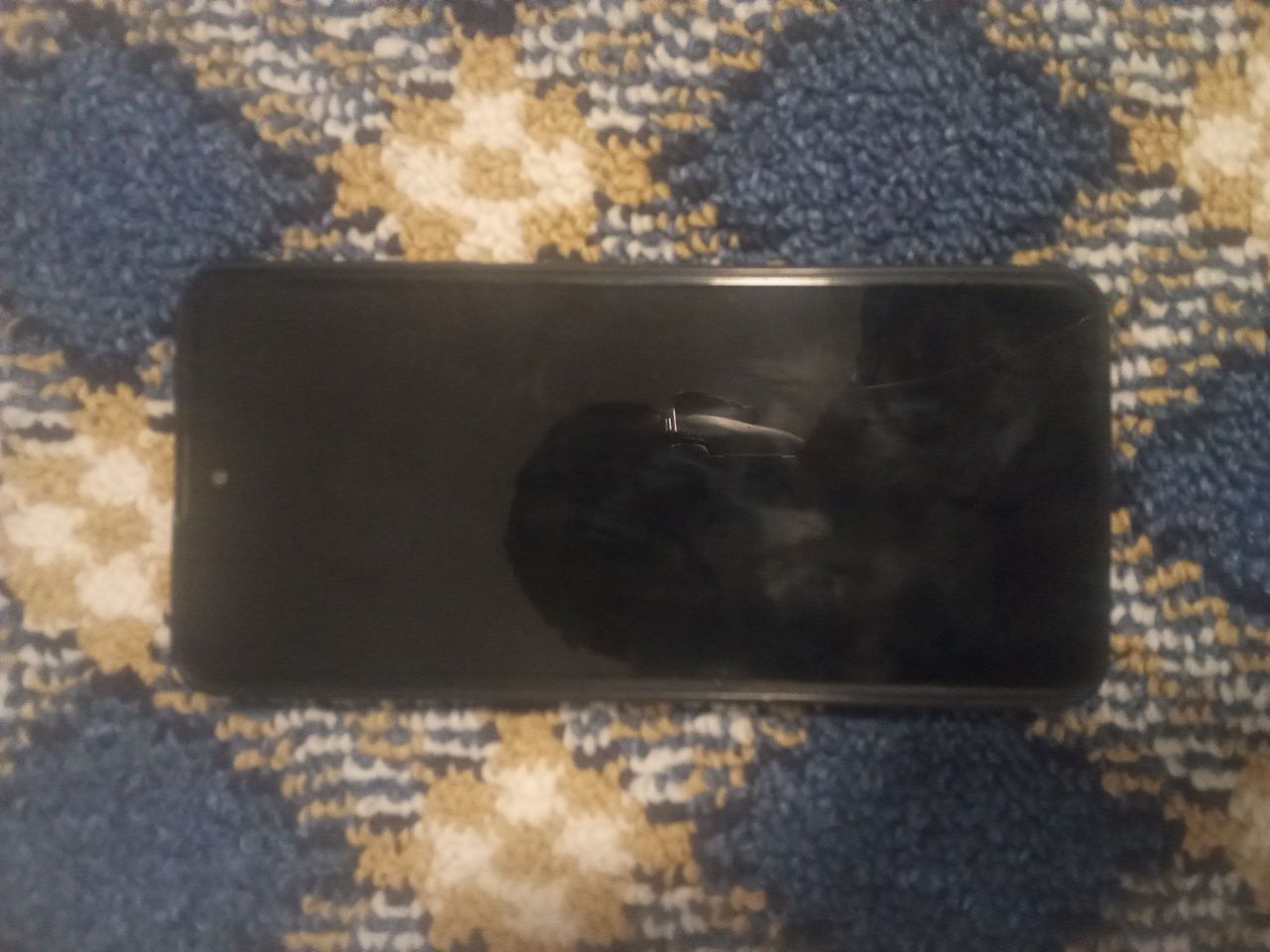 Samsung a51 1ta aybi ekran alishgan yaxshisiga uzi ideal 6ga 128