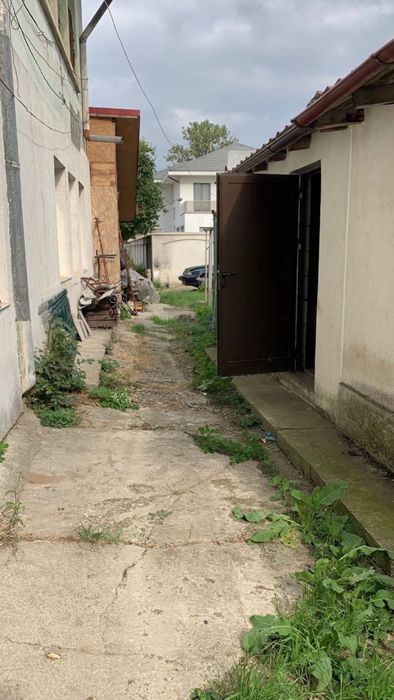 De vanzare magazie str Mihai Eminescu 25 Bacau