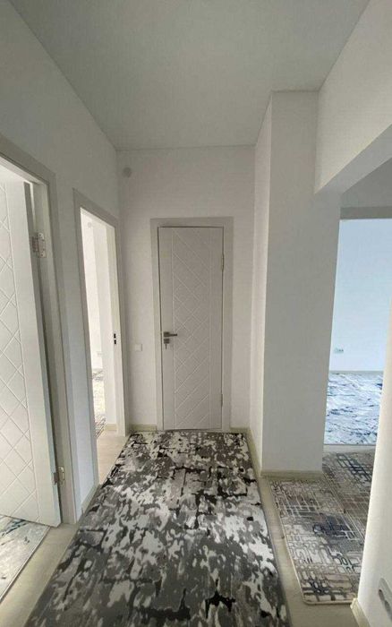 Yashnabod Olmos metro qizlarga bez makler