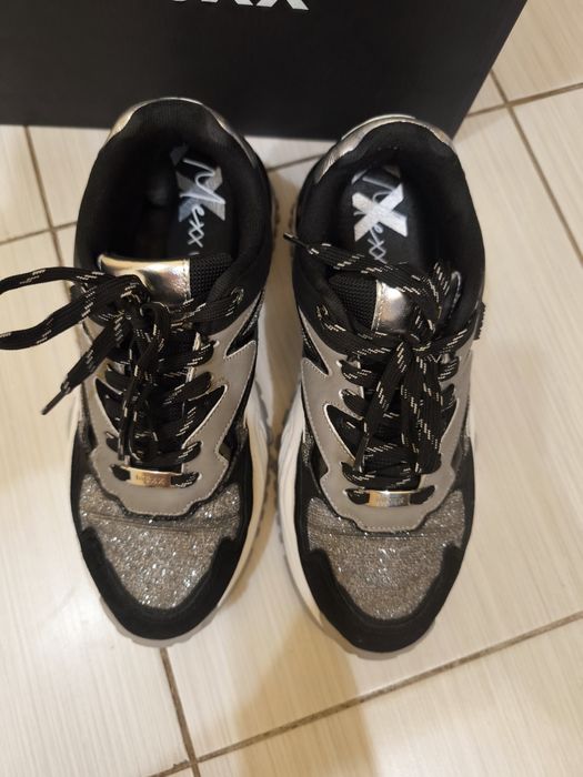 Дамски сникърси / маратонки Mexx