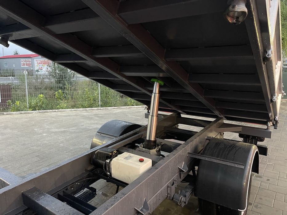 Nissan cabstar 3.5 t basculabil