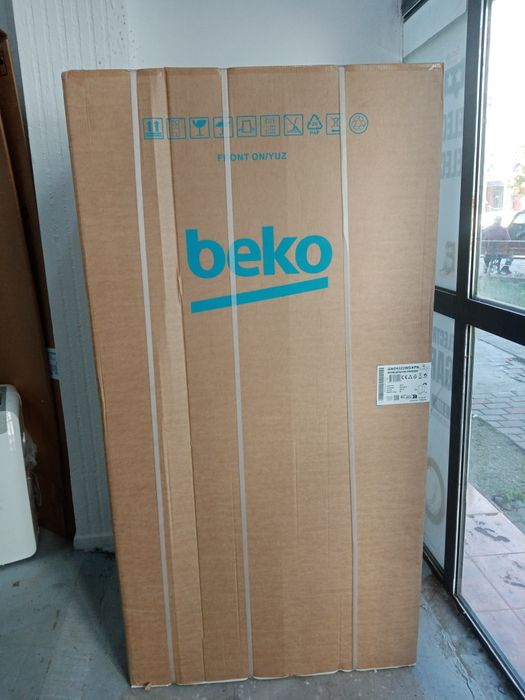 Syde by syde Beko nou în ambalaj