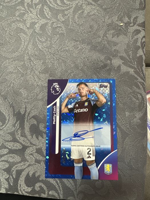 Продавам редки карти Topps premier league 25/26 с автографи и номера