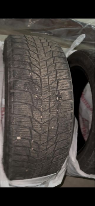Шины Triangle 215/50 R17 в отличном состоянии