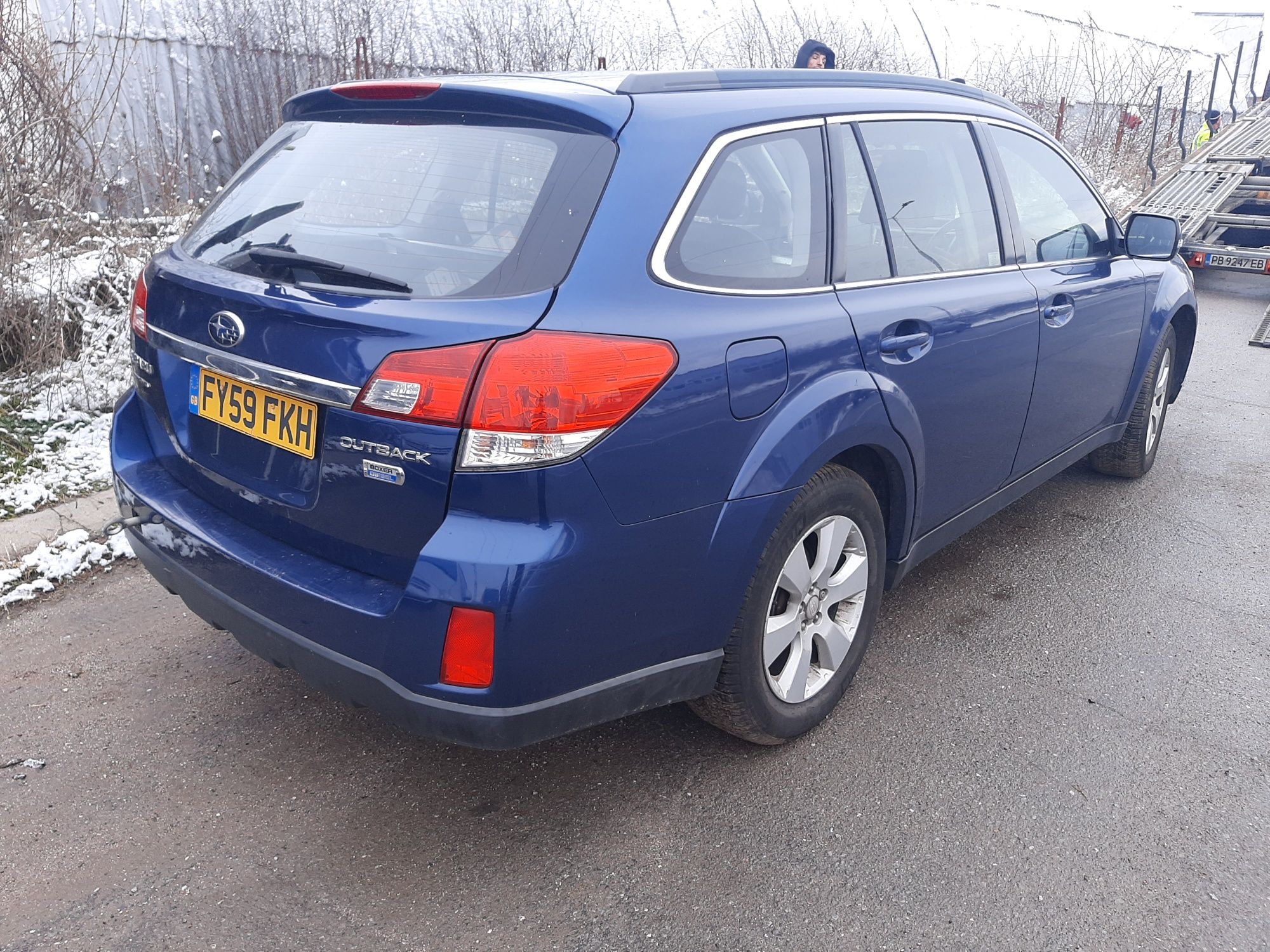 За части Subaru Outback 2000 дизел 2011 година